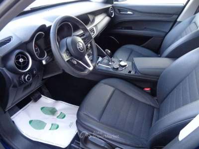 Alfa Romeo Stelvio 2.2 Turbodiesel 190 CV AT8 Q4 Executive Blu/Azzurro usata Tolentino