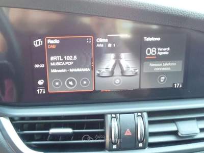 Alfa Romeo Giulia 2.2 Turbodiesel 160 CV AT8 Super Business Blu/Azzurro usata Tolentino