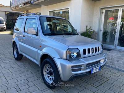 Suzuki Jimny 1.3i 16V cat 4WD JLX GPL Grigio usata Cortona