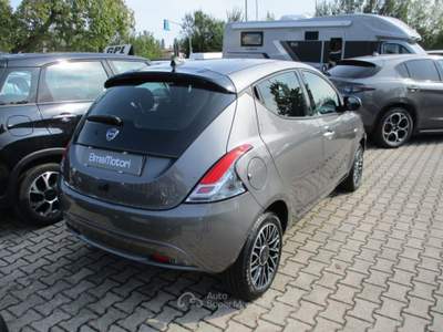 Lancia Ypsilon 1.0 Hybrid Platino - Carplay/Camera/Ok Neopat. Grigio usata Mogliano Veneto