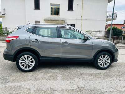 Nissan Qashqai Qashqai II 1.5 dci Visia 110cv E6 Grigio usata Mugnano del Cardinale