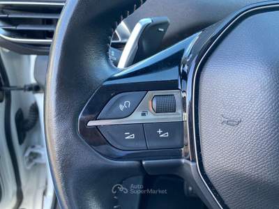 Peugeot 3008 Peugeot 3008 1.5 Blue HDI 130 Allure #7043 Bianco usata Bastia Umbra
