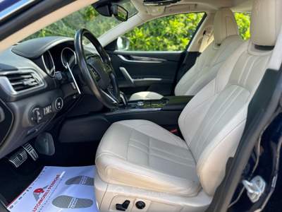 Maserati Ghibli V6 Diesel 250cv GranSport (Tetto/APP/Navi/Led) Blu/Azzurro usata Castellaneta