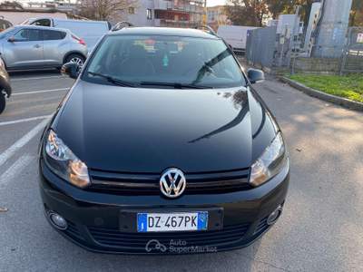 Volkswagen Golf 1.6 TDI SW Nero usata Treviglio