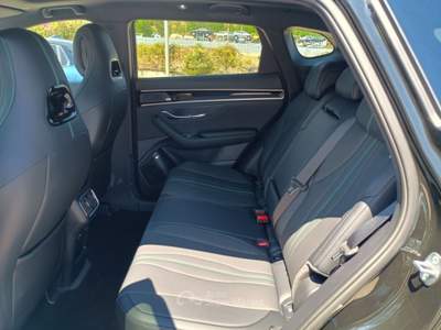 BYD Seal u Seal-U DM-i 1.5 Turbo 324 CV PHEV AWD Design Km0 Nero usata Monopoli
