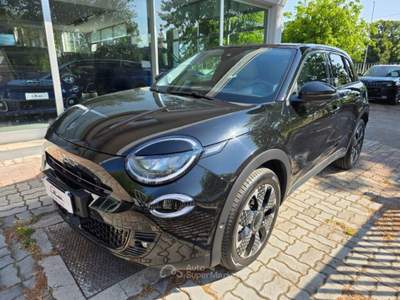 Fiat 600 1.2 hybrid La Prima 110cv auto BURATTI PREMIUM Nero usata Cesenatico