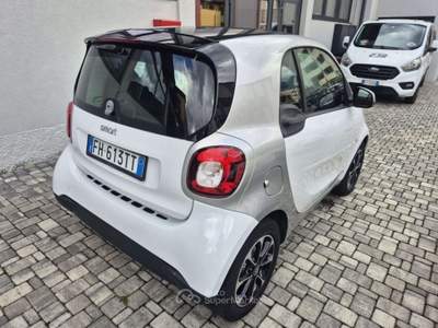 Smart ForTwo Fortwo 1.0 Passion 71cv twinamic Bianco usata LECCO