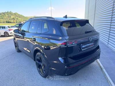 Volkswagen Tiguan 1.5 eTSI 150CV GANCIO DSG R-Line Plus PARI A NUOVO Nero usata Sant'Angelo in vado