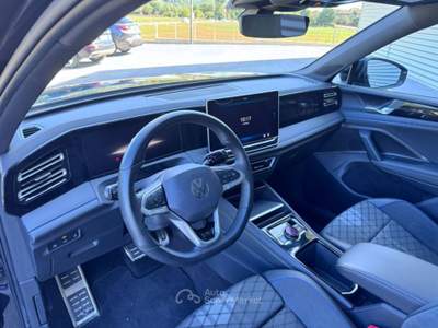 Volkswagen Tiguan 1.5 eTSI 150CV GANCIO DSG R-Line Plus PARI A NUOVO Nero usata Sant'Angelo in vado