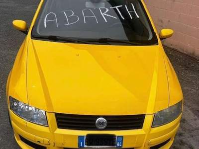 Fiat Stilo 3p 2.4 20v Abarth Giallo usata Silvano d'Orba