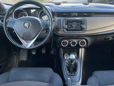 Alfa Romeo Giulietta Giulietta III 2010 1.6 jtdm Exclusive Grigio usata Fontaneto d'Agogna