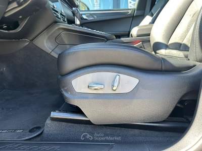 Porsche Macan Porsche Macan 2.0 245CV Grigio usata Santarcangelo di Romagna