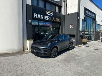 Porsche Macan Porsche Macan 2.0 245CV Grigio usata Santarcangelo di Romagna