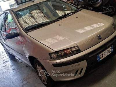 Fiat Punto unico proprietario km 115000 Argento usata Cassano Magnago