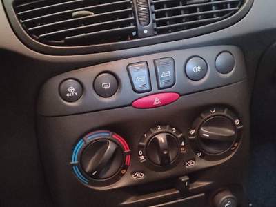 Fiat Punto unico proprietario km 115000 Argento usata Cassano Magnago