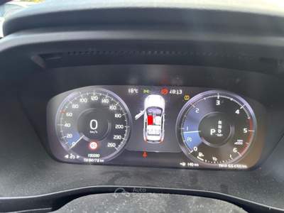 Volvo XC40 D3 Geartronic Momentum Nero usata Oderzo