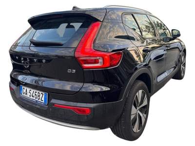 Volvo XC40 D3 Geartronic Momentum Nero usata Oderzo