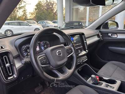 Volvo XC40 D3 Geartronic Momentum Nero usata Oderzo