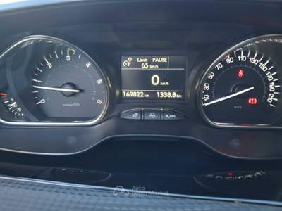 Peugeot 2008 1.6 BlueHDI GT Line Bianco usata Manfredonia