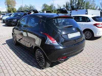 Lancia Ypsilon 1.0 Hybrid Platino - Carplay/Camera/Ok Neopat. Nero usata Mogliano Veneto