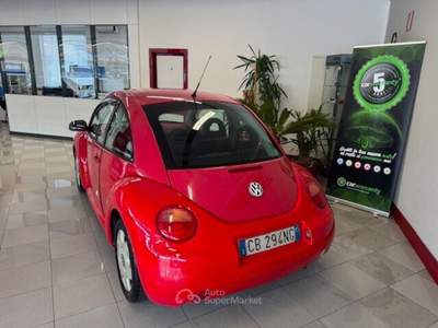 Volkswagen New Beetle 1.6 Rosso usata Concesio