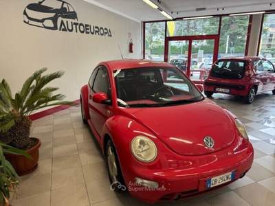 Volkswagen New Beetle 1.6 Rosso usata Concesio