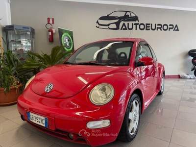 Volkswagen New Beetle 1.6 Rosso usata Concesio