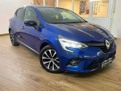 Renault Clio RENAULT CLIO 1.6 HYBRID Blu/Azzurro usata Aosta