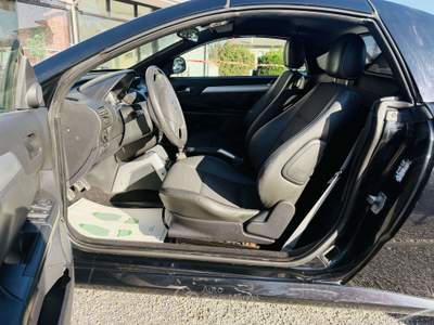 Opel Tigra Cabrio 1.4 Sport Ok NEOPATENTATI Nero usata Villadose