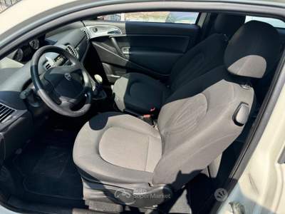Lancia Ypsilon Benz Unyca 2012 EURO5 usata Torino