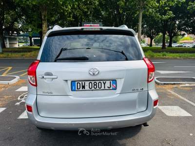 Toyota RAV4 RAV 4 Crossover 2.2 D-Cat 177 CV Luxury usata Torino