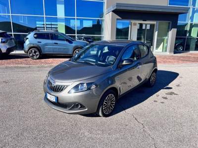Lancia Ypsilon 1.0 FireFly 5 porte S&S Hybrid Platino Grigio usata Pieve di Soligo