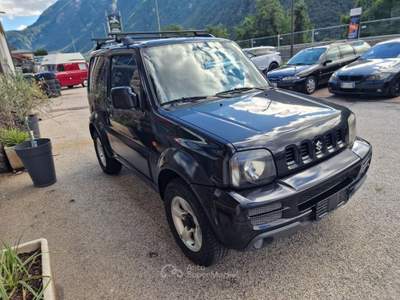 Suzuki Jimny 1.3i 16V cat 4WD JLX Nero usata Levico Terme
