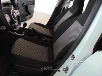 Renault Twingo SCe 65 CV Verde usata San Vito dei Normanni
