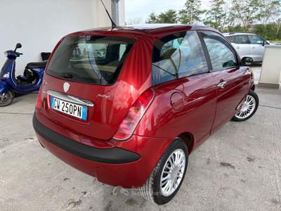 Lancia Ypsilon Multijet 16V Argento Rosso usata ALTAMURA