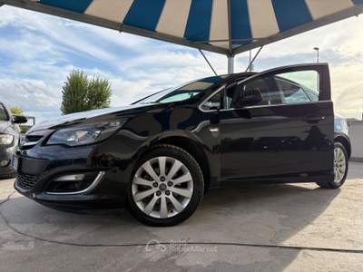 Opel Astra 5 porte Cosmo Nero usata ALTAMURA