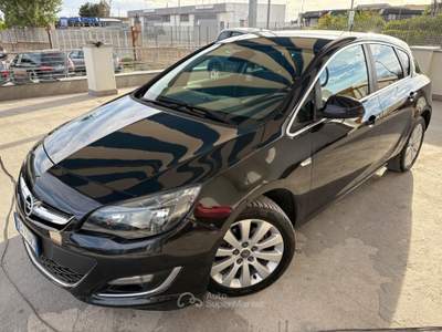 Opel Astra 5 porte Cosmo Nero usata ALTAMURA