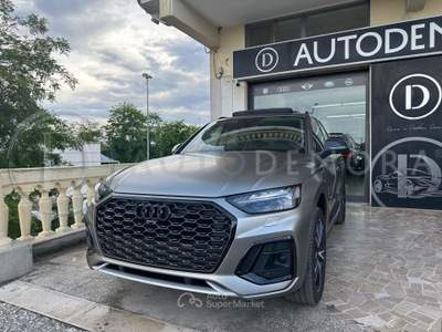 Audi Q5 204 CV quattro S tronic line#AUTO#LED#TETTO#CARPLAY#CAM Argento usata Altamura