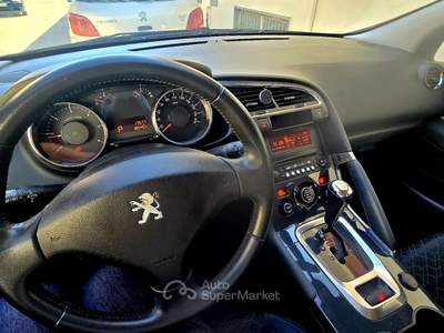 Peugeot 3008 1.6 BlueHDi 120cv ALLURE AUTOMATICA Blu/Azzurro usata Altamura