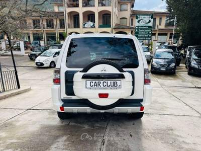 Mitsubishi Pajero 3.2 DI-D 16V aut. 5p. Instyle DPF Bianco usata Morano Calabro