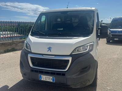 Peugeot Boxer furgone  ottino stato Bianco usata Vasto