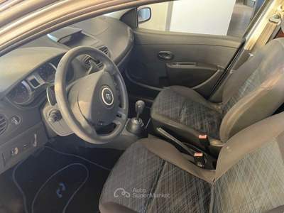 Renault Clio Storia 1.2 5 porte Confort Argento usata LUCERA