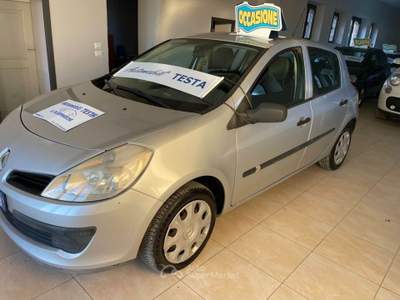 Renault Clio Storia 1.2 5 porte Confort Argento usata LUCERA