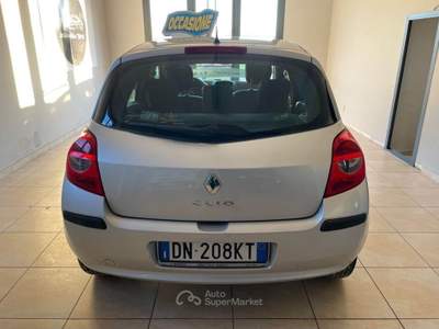 Renault Clio Storia 1.2 5 porte Confort Argento usata LUCERA