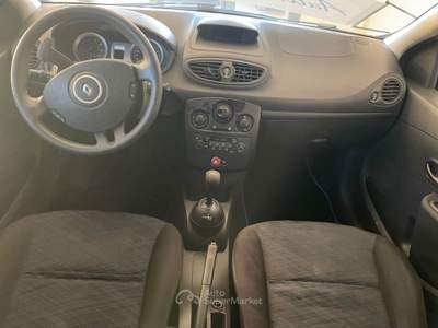 Renault Clio Storia 1.2 5 porte Confort Argento usata LUCERA
