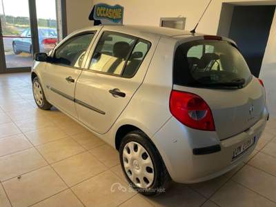 Renault Clio Storia 1.2 5 porte Confort Argento usata LUCERA