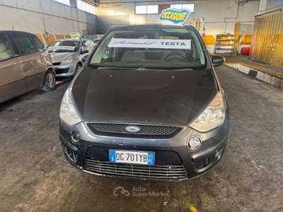 Ford S-Max Titanium Grigio usata LUCERA