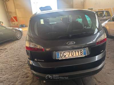 Ford S-Max Titanium Grigio usata LUCERA