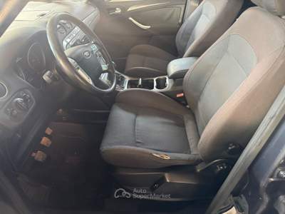 Ford S-Max Titanium Grigio usata LUCERA