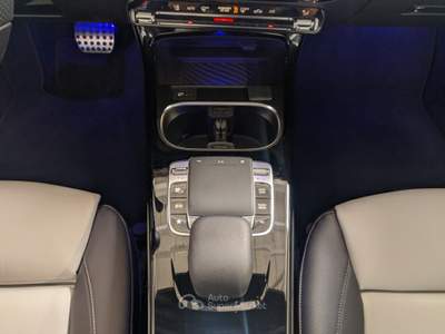 Mercedes-Benz Classe A 200 AMG Edition Packet PANORAMA CAMERA Bianco usata Lignano Sabbiadoro